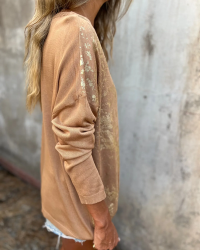 Ava Chic & Flowy Blouse
